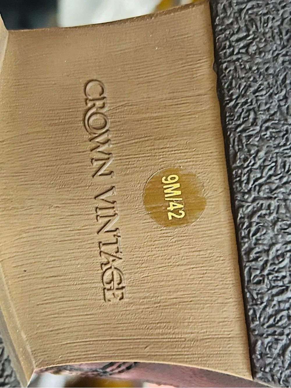 Men’s crown vintage boots